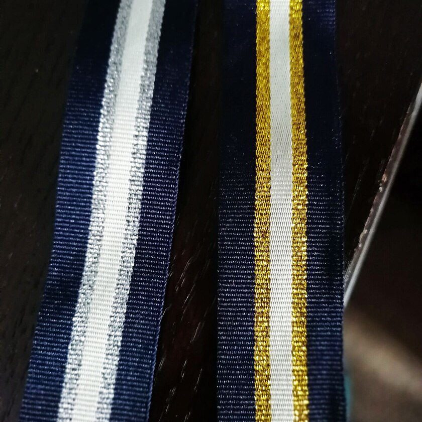 Cinta de rayas doradas y plateadas de 5M y 25mm de ancho, cinta lateral para ropa, cinta trenzada, accesorio de costura artesanal