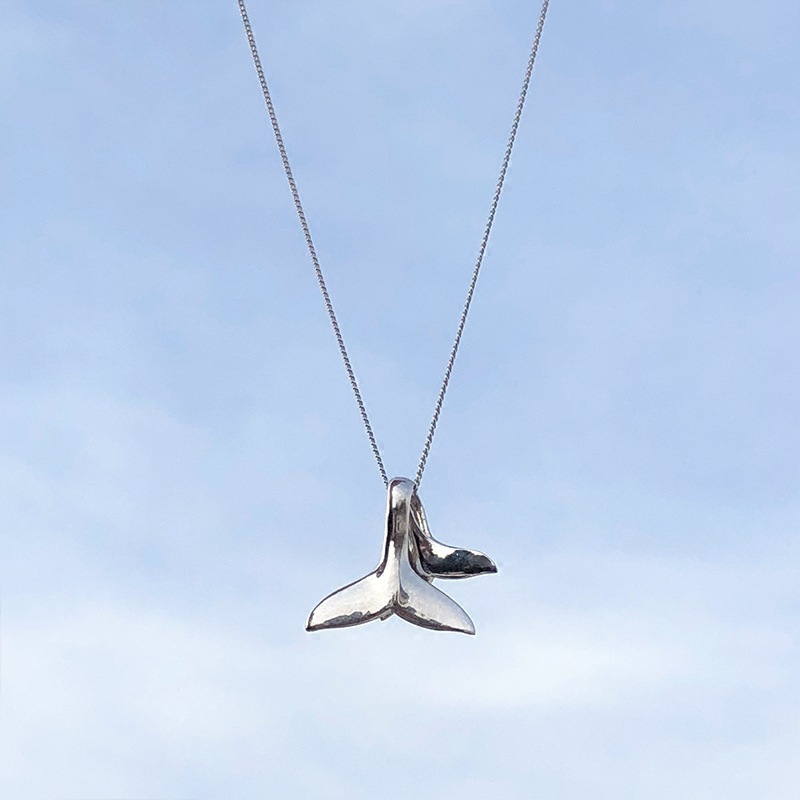 Delfin svans hänge choker halsband för kvinnor män smycken halsband 19334: 2 svansar