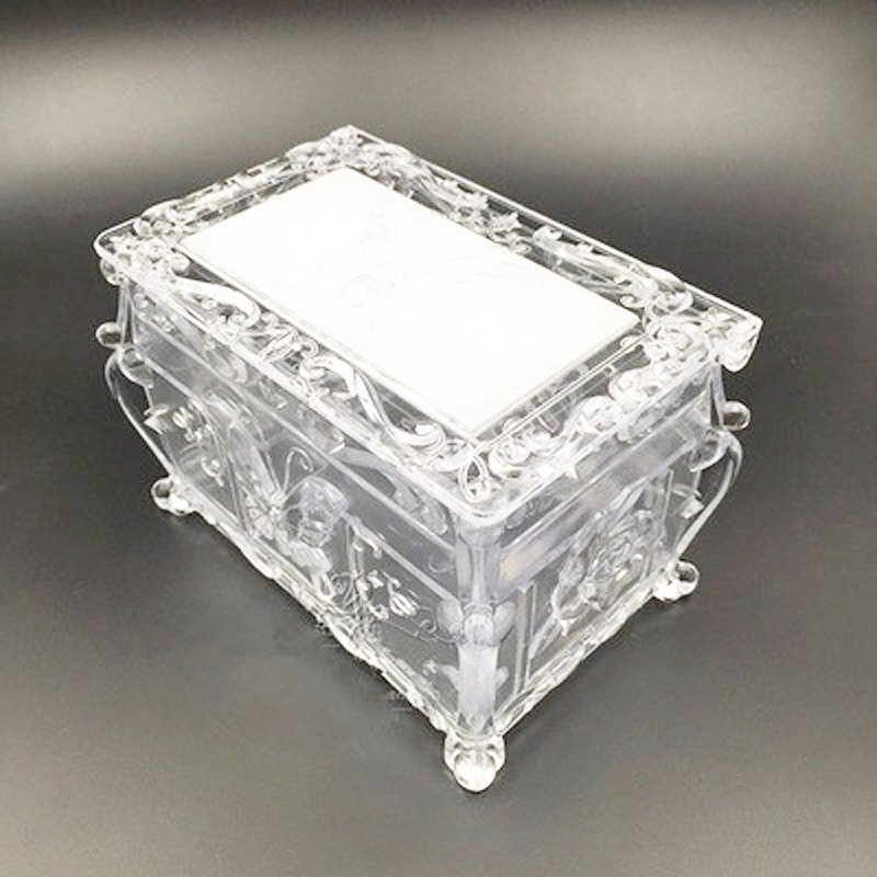 Novo 1 pcs Acrílico Borboleta Esculpida Caixa de Cotonete Cosméticos Organizador Batom Caso Maquiagem Exibição Titular de Jóias Com Tampa