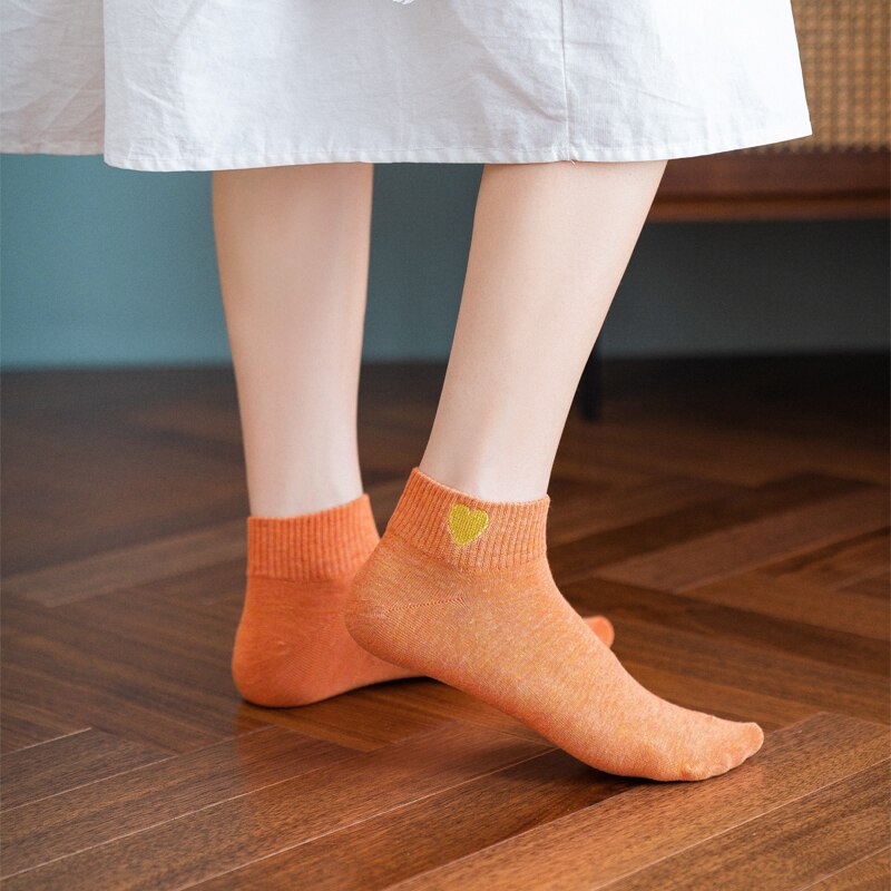 1 Pair Harajuku Cute Candy Color Sports Casual Socks Happy Funny Heart Ankle Socks Embroidery Ladies Cotton Soild Slippers: Orange
