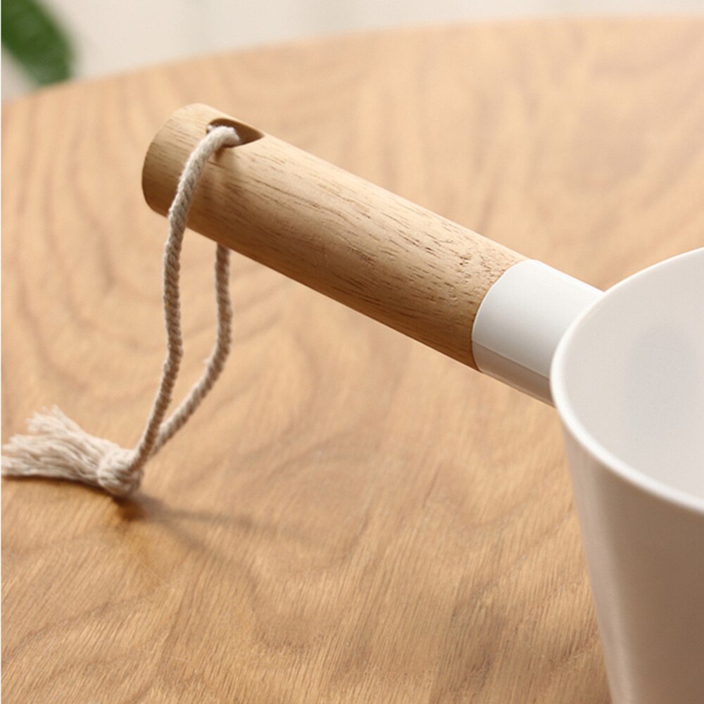 Kitchen Wooden Long Handle Water Ladle Bathroom Bailer White Water Scoop Home Accessories