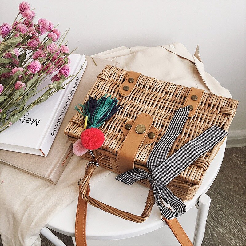 Women's Bag Boog Geweven Kwastje Handtas Bamboe Serie Jeugd Schoudertas Diagonaal Kruis Tas Temperament Handtas Doos Vorm
