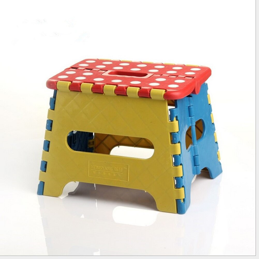 Voyage en plastique meubles de maison en plein air activité Train Portable couleur aléatoire Durable Camping enfants tabouret pliant
