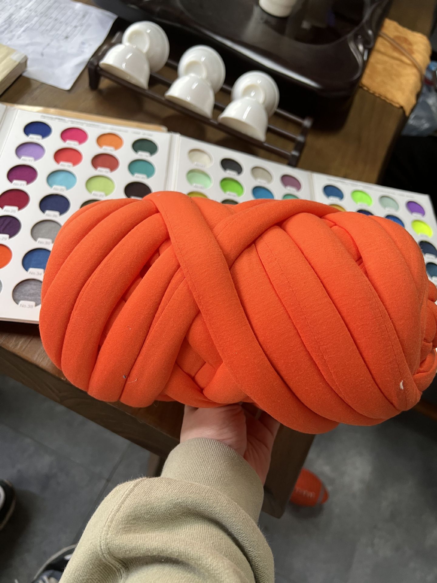 Thick Big Giant Yarn for Hand-knitting Ultra-thick DIY Arm Knitting Roving Blanket Spinning Threads Crochet No Needle Needed