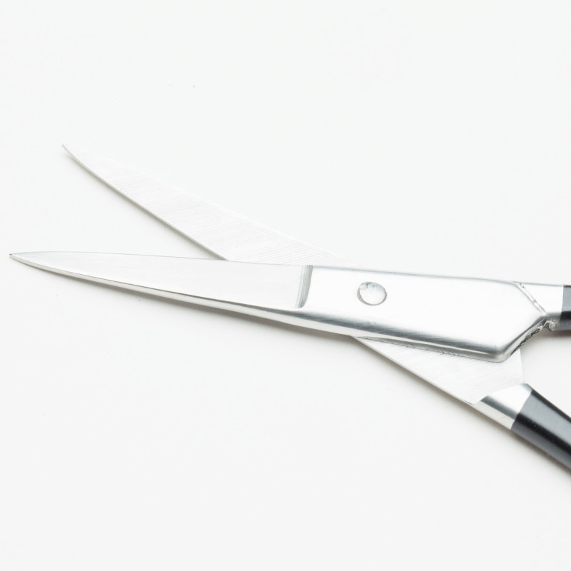 Black Makeup Scissors Stainless Steel Sharp/Tilted Tip With Piano Paint Handle Eyebrow Nose Hair Scissors Face Hair Removal Tool