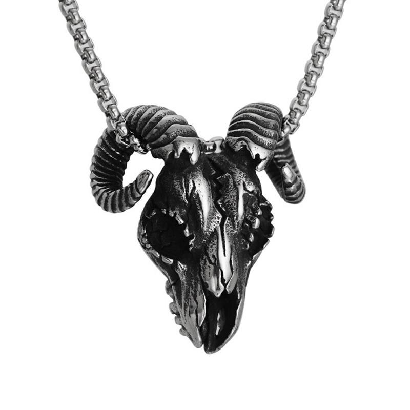 Simple Compact and Exquisite Animal Crow Raven Eagle Pendant Necklaces for Men Punk Jewelry: AL5946-Silver