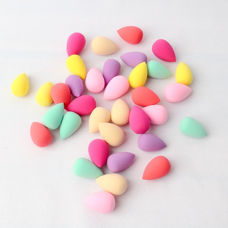 Lote de 5 unidades de esponjas cosméticas de pequeño liso para dedos, esponja para uso en seco y mojado, utensilios de belleza base, Mini esponja de maquillaje BB en forma de gota de agua