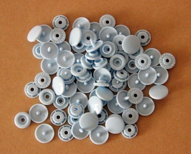 100 sets T3 Round Plastic Snap Buttons Clothes DIY Sewing Accessories Press Button: Sky Blue
