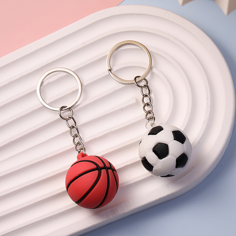 Simulatie Voetbal Basketbal Volleybal Tennis Rugby Sleutelhanger PVC Creatieve Mini Sleutelhanger Rugzak Hanger Auto Accessoires Cadeau