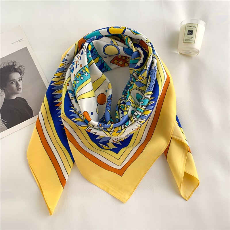 Sommer stort silkeskjerf firkantet damehals foulard sjal og sjal til kvinner bandana luksusmerke trykk hodetørkle: Xw -4- gule