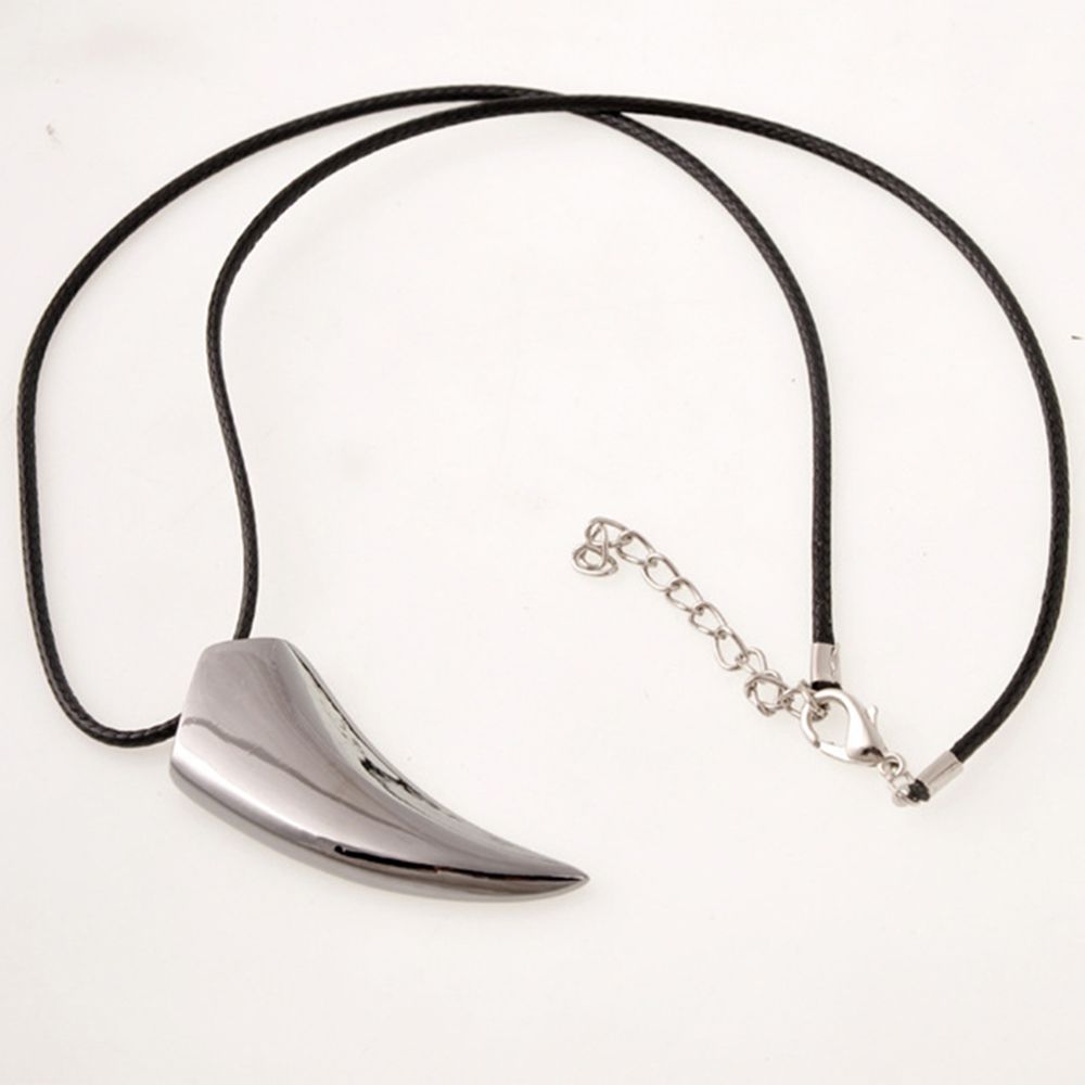 1 Piece Men Leather Chain Stainless Steel Titanium Alloy Wolf Tooth Pendant Necklace Domineering Men's Jewelry