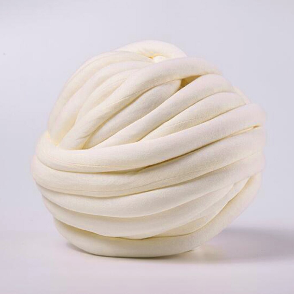 25 Meters Chunky Wool Yarn Soft Bulky Arm Knitting Wool Roving Crocheting DIY Craft: Beige