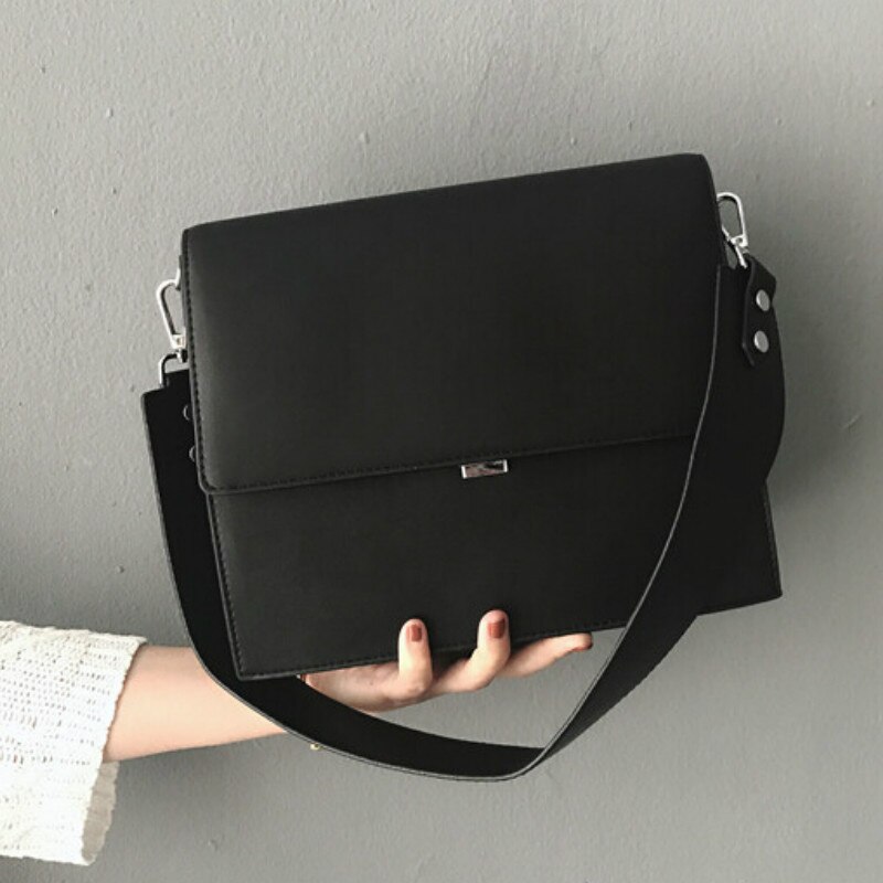 Vintage Female Brief Bag All-match Shoulder Strap Organ Cross Body Bag Women Messenger Small Bag Casual Office Handbag: Black
