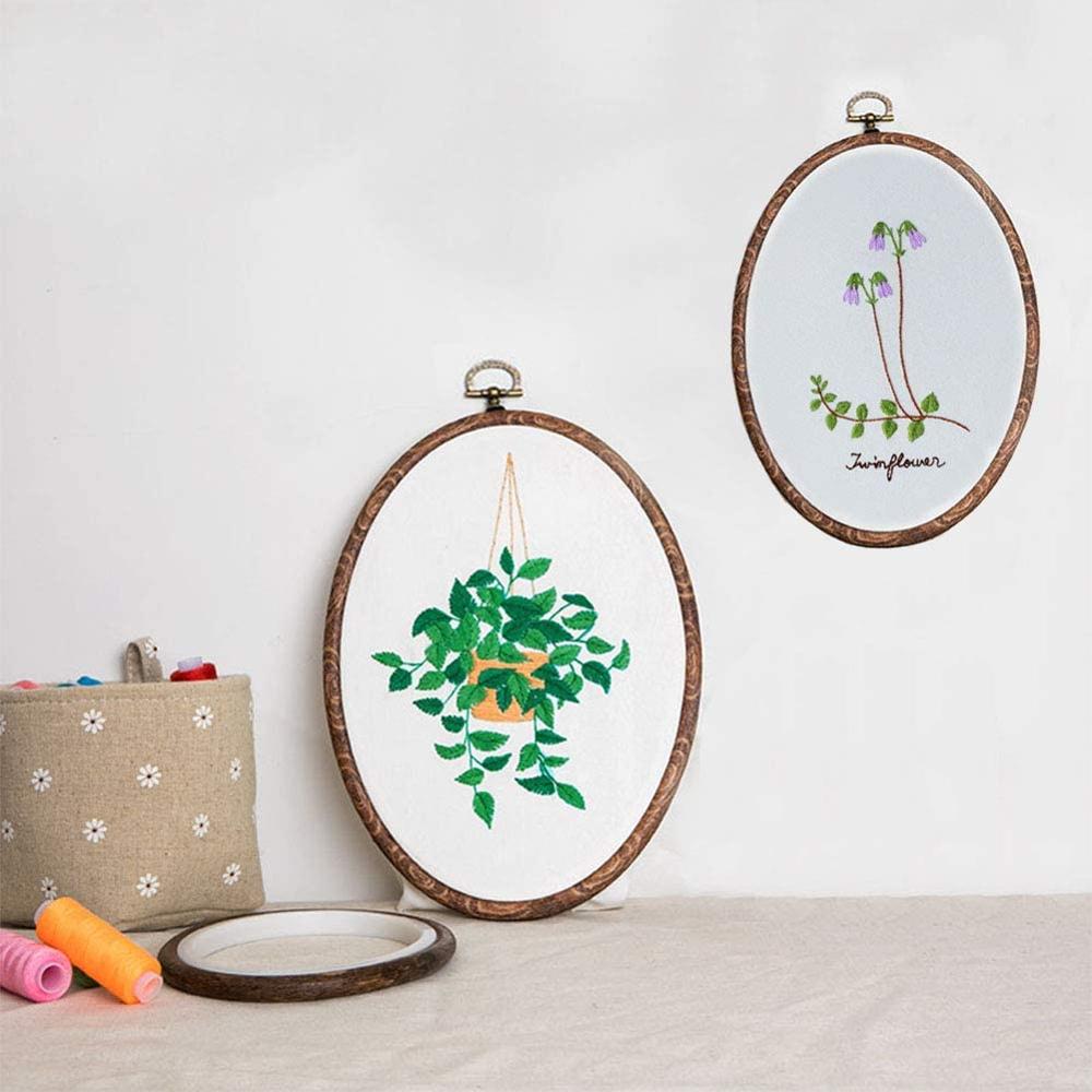 LMDZ 4 Pack Oval Embroidery Hoop, Imitated Wood Display Frame with 30 Pieces Embroidery Needles, Embroidery Frame for Home Decor
