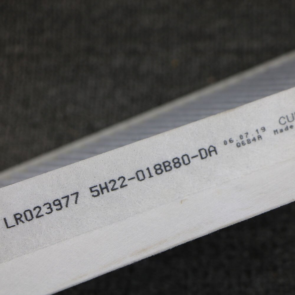 LR023977 Car Pollen Cabin Air Filter For LR3 Discovery 3 LR4 Discovery 4 Range Rover Sports JKR500020