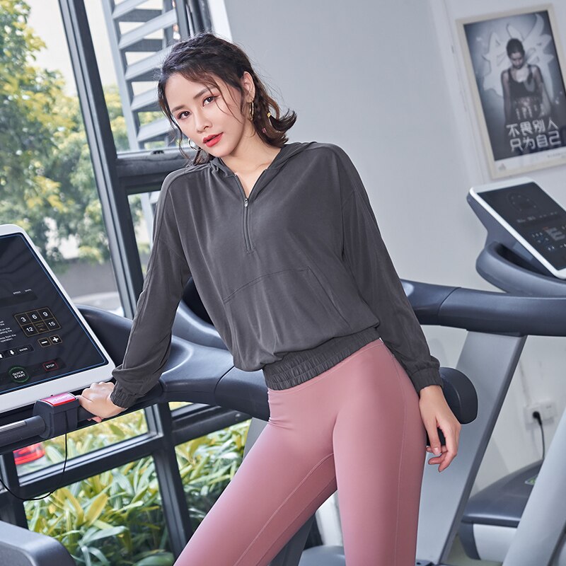 Camisola de esportes com capuz feminino casual correndo nude pele-friendly roupas de fitness solto e de secagem rápida pulôver de mangas compridas topo: Dark Gray / S