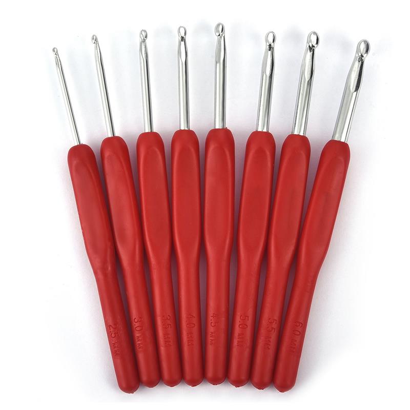 8Pcs Mix Size 2.5mm-6mm Crochet Hook Knit Weave Yarn Craft Knitting Needle Plastic Handle Knitting Hooks Needles Tools Christmas: Red 2.5-6mm