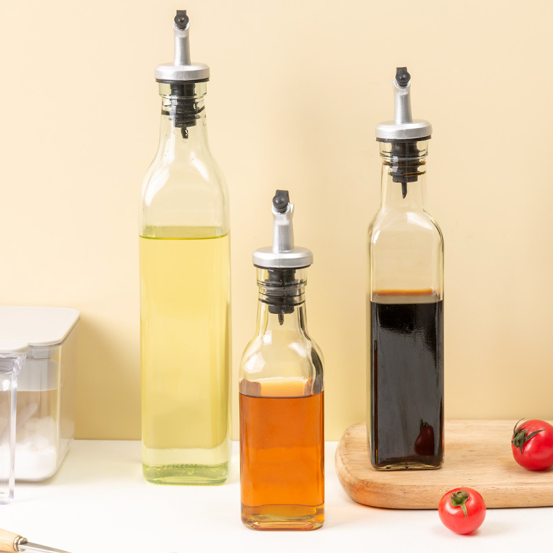 Botella de aceite de oliva de plástico transparente, 150/250/500ML, a prueba de fugas, condimento de cocina, salsa de soja, vinagre, tipo prensa, vinagrera, botella para barbacoa