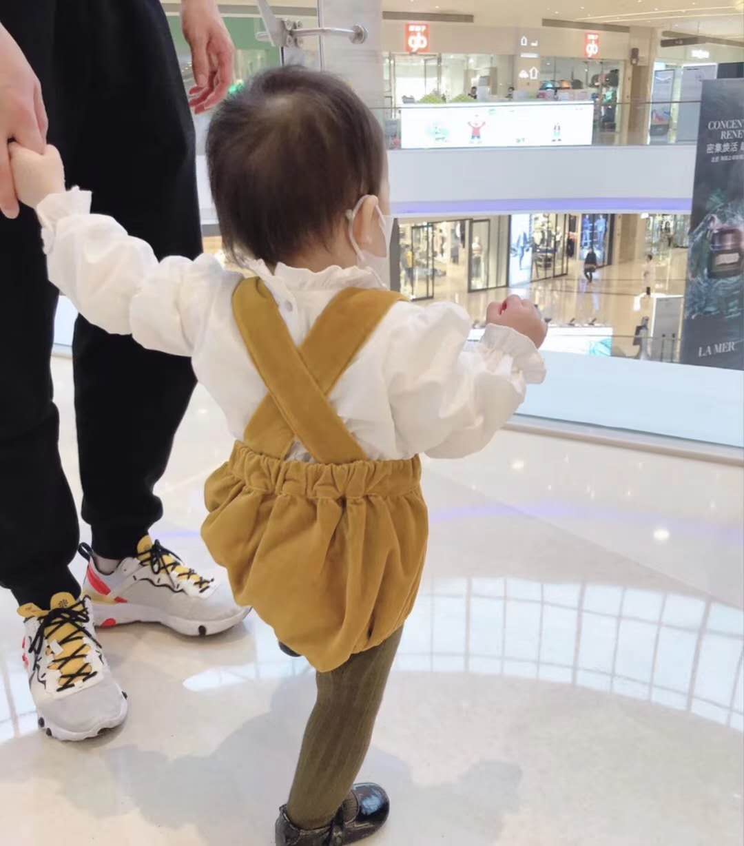 En Stock automne enfant en bas âge fille pull vêtements d'hiver évider doux tricoté pull noël bébé vêtements haut chandails