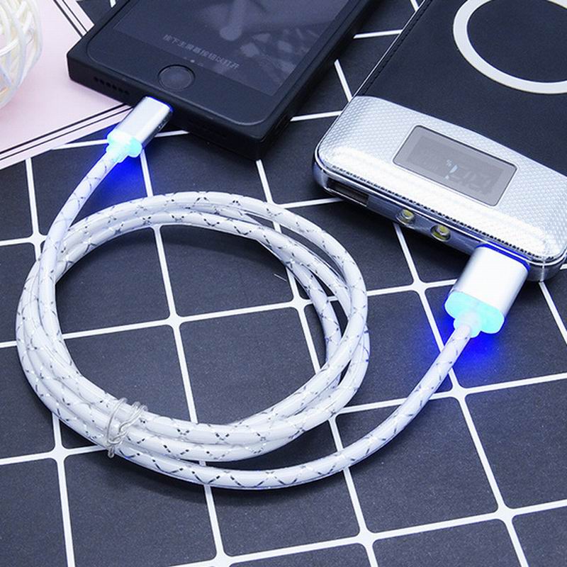 Micro USB Telefoon Kabel Zichtbare LED Flow Light Micro USB Opladen Data Sync Kabel voor Android Telefoon Universal Telefoon 1M Kabels: Zilver