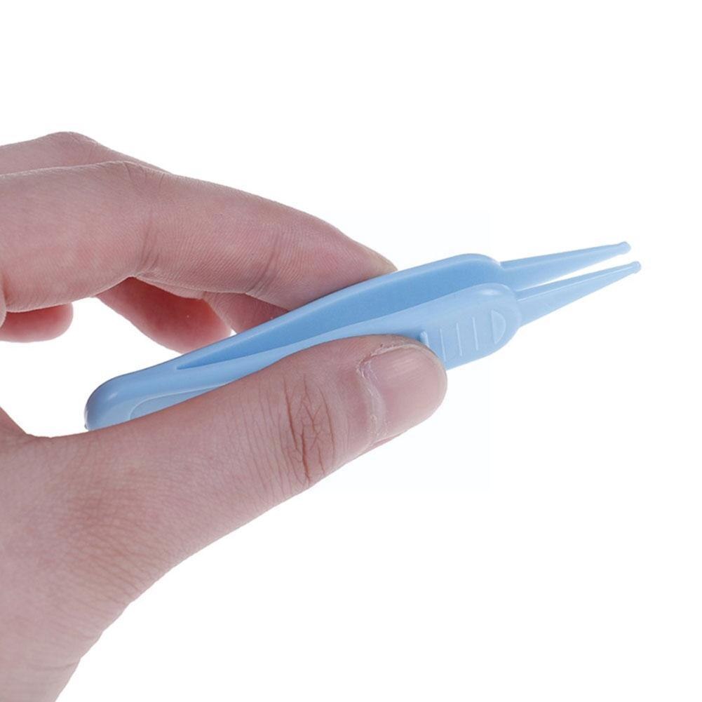 Baby Dig Booger Clip neonati pulito naso dell&#39;orecchio pinza di sicurezza dell&#39;ombelico forniture per la cura sicurezza bambino pulizia di plastica pinzette accesso C1h4