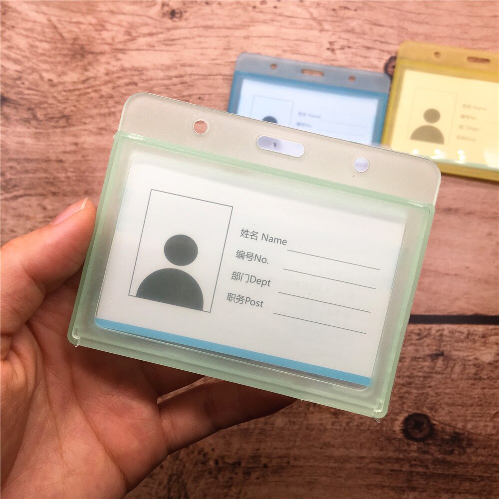 2 szt. Wodoodporna trwała paczka twardego plastiku uchwyt na identyfikator pielęgniarka szkoła wejście strażnik karta klucz ID etykieta z imieniem: zielony  2szt