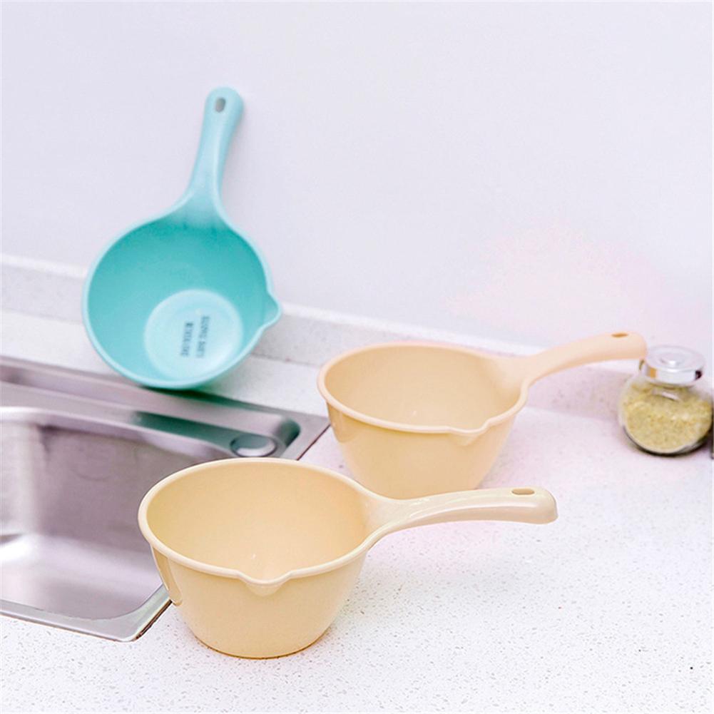 Plastic Thickened Water Scoop Kitchen Long-handle Water Scoop Shower Scoop for Baby Children