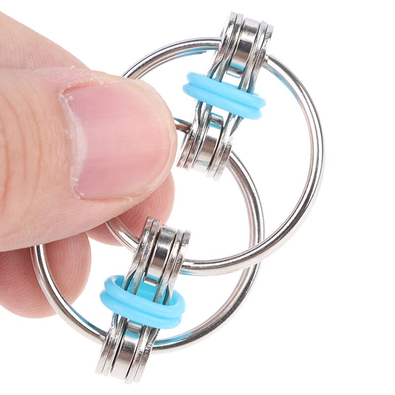 La descompresión cadena Fidget Spinner mano Spinner tri-Spinner dedo juguetes bicicleta cadena Anti-estrés juguete llavero anillo de llave