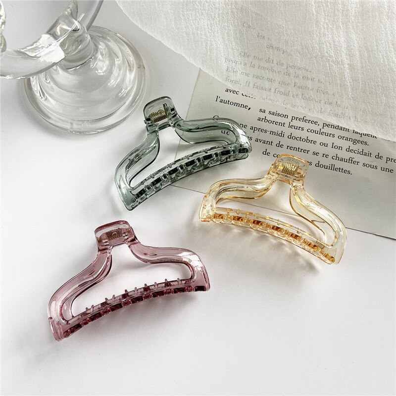 Transparent Love Heart Hair Claws Hair Crab Women Convex Shape Geometric Hairpins Hair Clips Acrylic Barrettes Hair Accessories