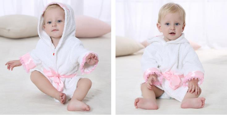 Baby kinderen flanellen jurk baby warm hooded badjassen mode kinderen thuis kleding jongens en meisjes schattige pyjama