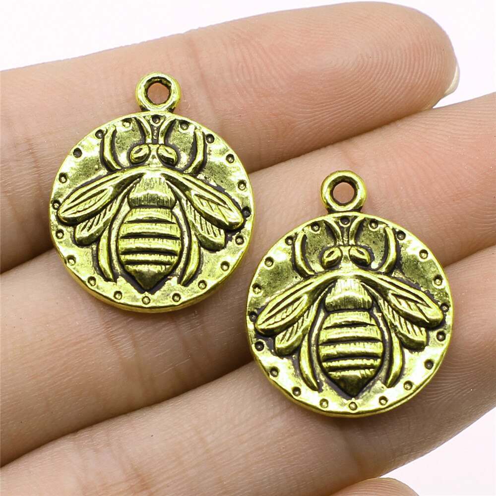 Dijes de abeja, Hornet de miel, Bronce Antiguo, colgantes de Color plateado, hallazgos de fabricación DIY, artesanía hecha a mano, 10 piezas: Chapado en cobre envejecido