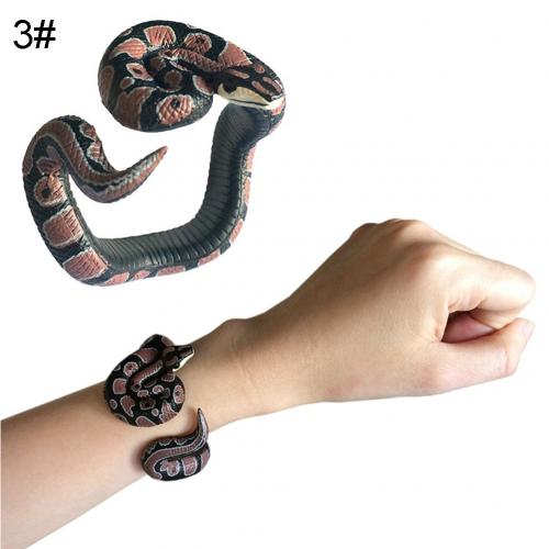 Simulation PVC Python Snake Bracelet Prank Tricks Toy Halloween Party Supplies Jokes Toys Animals Model Funny Scary Snake: 3