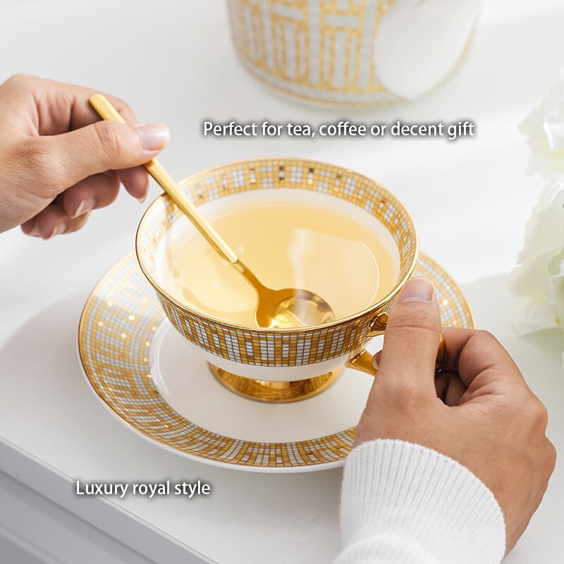 Juego de té de porcelana real de hueso de lujo, taza de té de cerámica, Juego de tetera dorada, taza de café, taza de café de