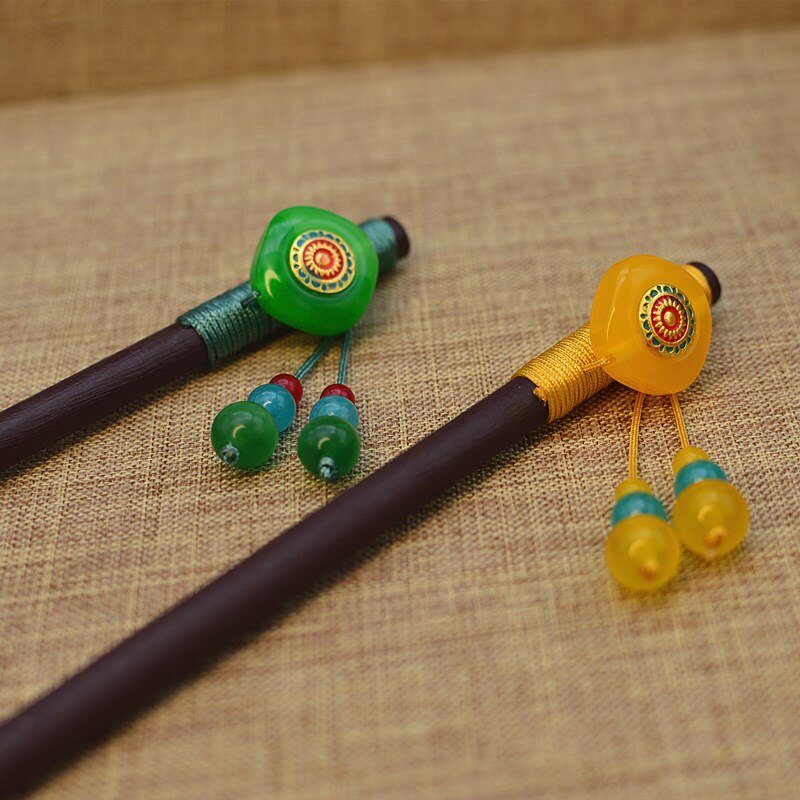 Palazzo Cinese dell'annata di Abbigliamento Ornamento Tornante Nappe di Stile Antico Fatto A Mano Acrilico Avvolto intorno ai Fiori Tornante Classe