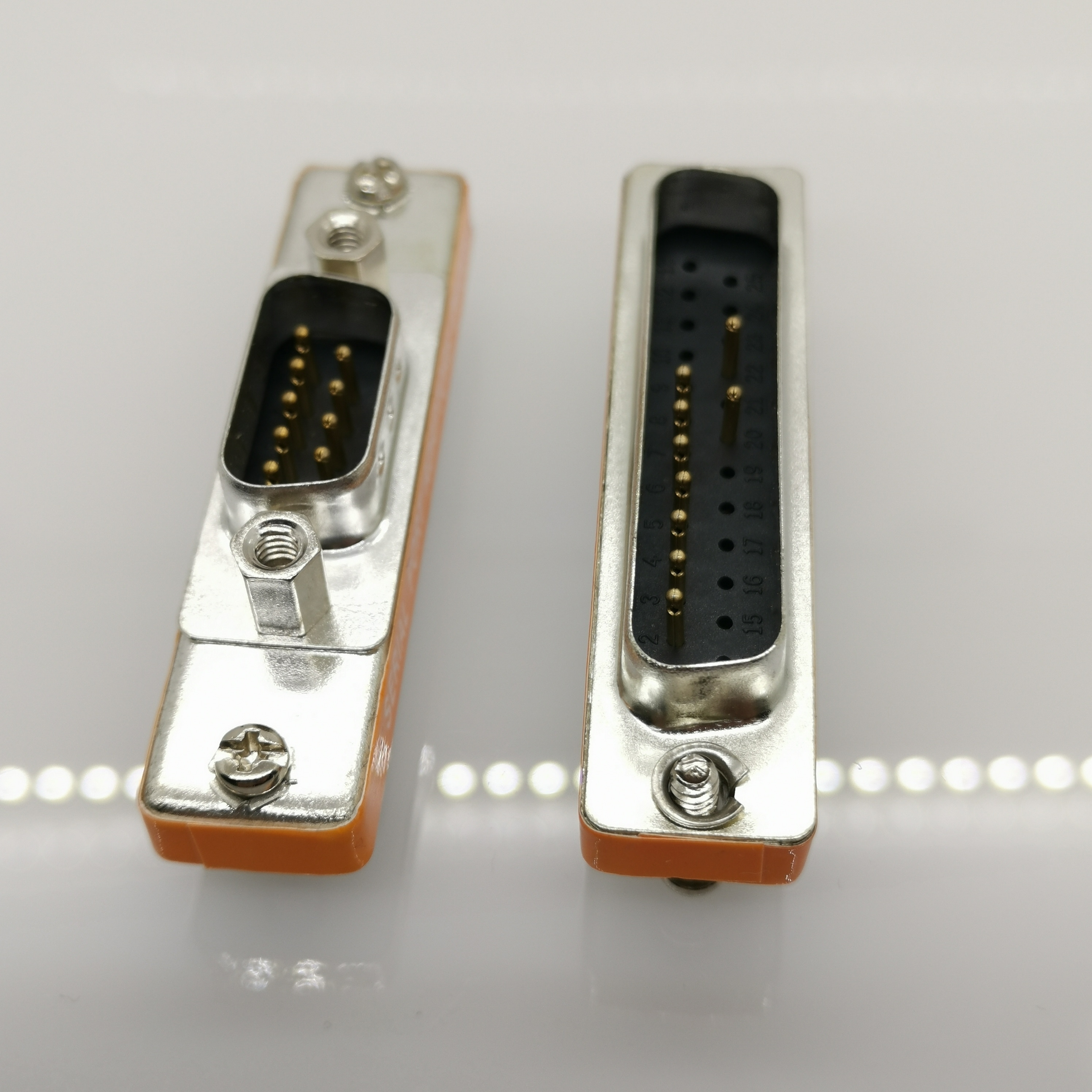 DB25 male to DB9 male Adapter D9/D25 Serial Port Adaptor 9Pin male 25P male Connector 9P 25Pin D25/D9 Convert protect joint