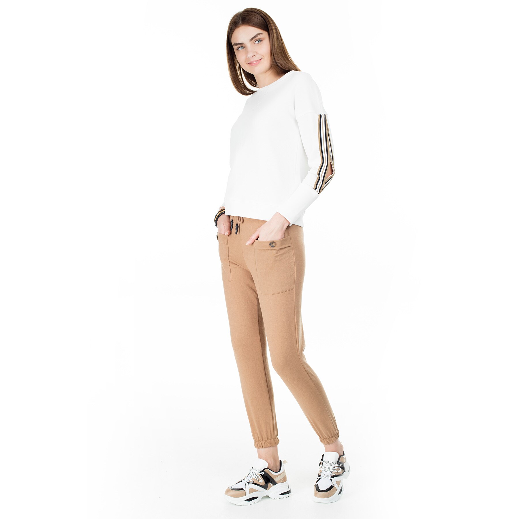 LELA Women's Jogging Pants - Comfortable Fit - Casual Activewear: M / Tan