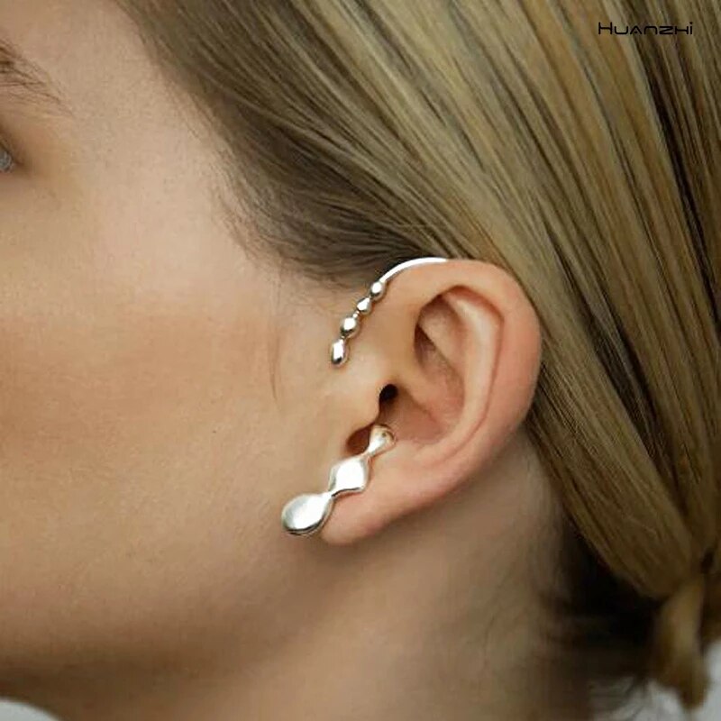 HUANZHI2020 Gold Metal Oor Manchet Oorbellen Zonder Piercing Geometrische Kraakbeen Oorbellen Voor Vrouwen Meisje Sieraden