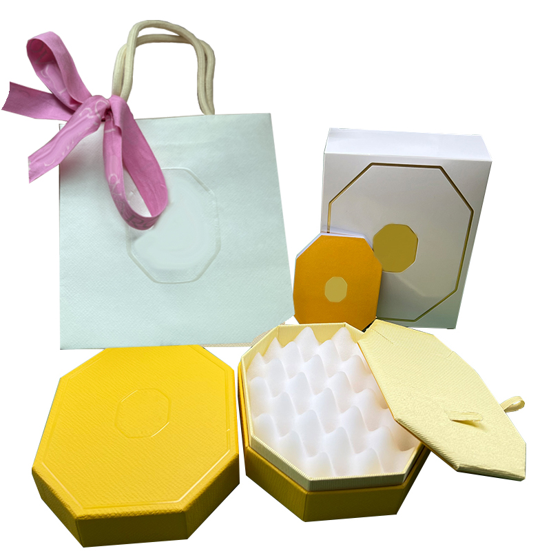 Europäische und amerikanische exquisite Schmuckset-Geschenkbox, einfache und elegante Geschenkbox, trendiges Geschenkbox-Set: Gold