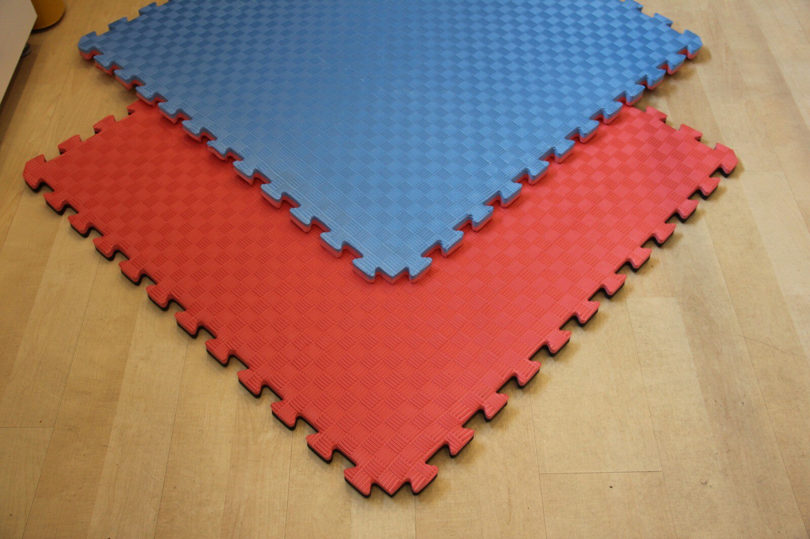 Suelo Puzzle Judo, aikido 100x100x4 cm