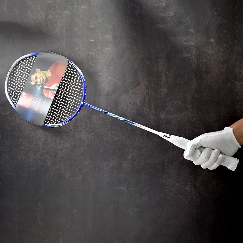 DHS 1PCS Badminton Racket Set Carbon Fiber Badminton Racket with 3 Shuttlecocks and Carrying Bag for Beginner