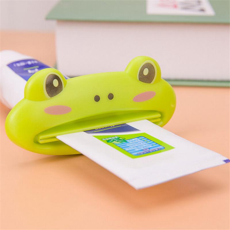 Tube Toothpaste Squeezer Roll Bathroom Gadget Rolling Plastic Multipurpose Cartoon Heart Shape Kitchen Supply