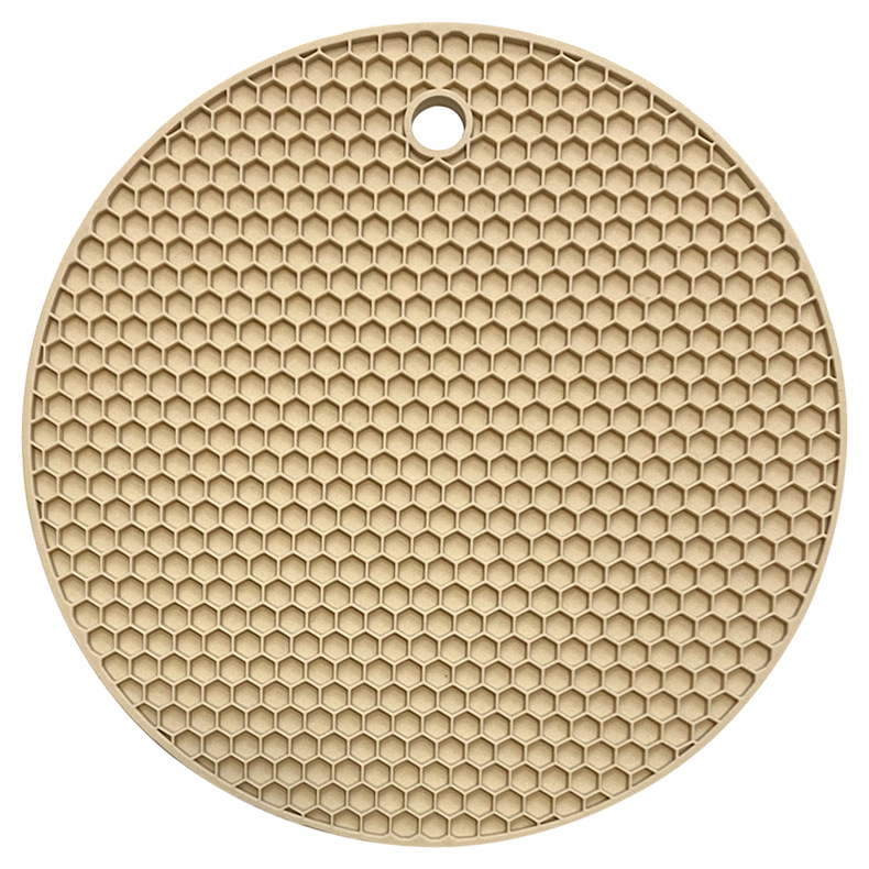 18 cm Ronde Siliconen Mat Coaster Food Grade Materiaal Placemat antislip Tafelmat Keuken Accessoires Gadgets Ronde Cup mat: Geel