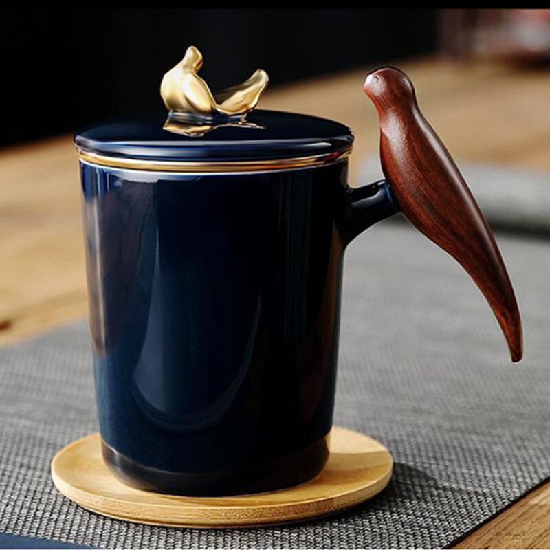 Ceramic Bird Coffee Mug With Wooden Handle Milk Mugs Large Lid Self Stirring Tea Cups European Mugs