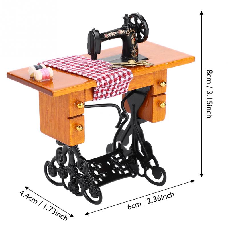 Kids Dollhouse Decor Miniature Furniture Wooden Sewing Machine with Thread Scissors Accessories for Dolls House Toys for Girls