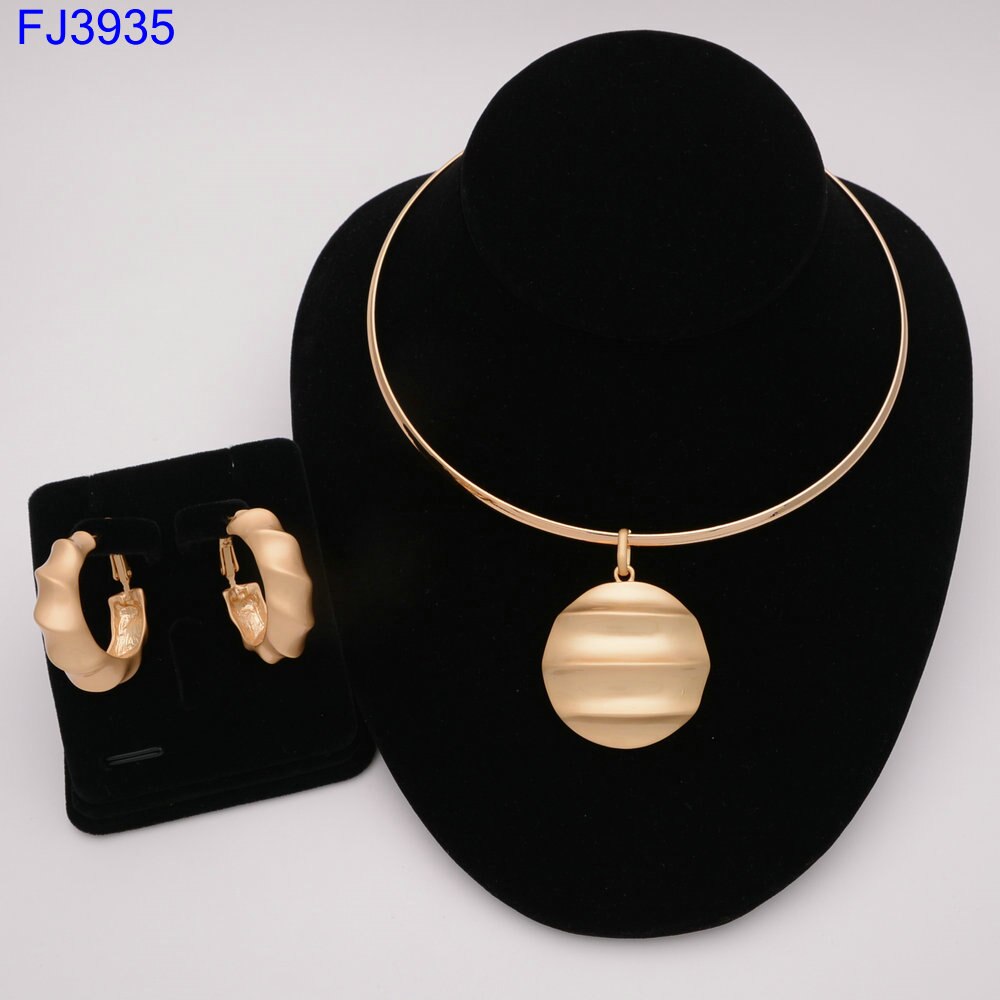 Afrikaanse sieraden sets dubai goudkleurige nigeriaanse sieraden sets bruidskralen bruiloft sieraden set dames kostuum