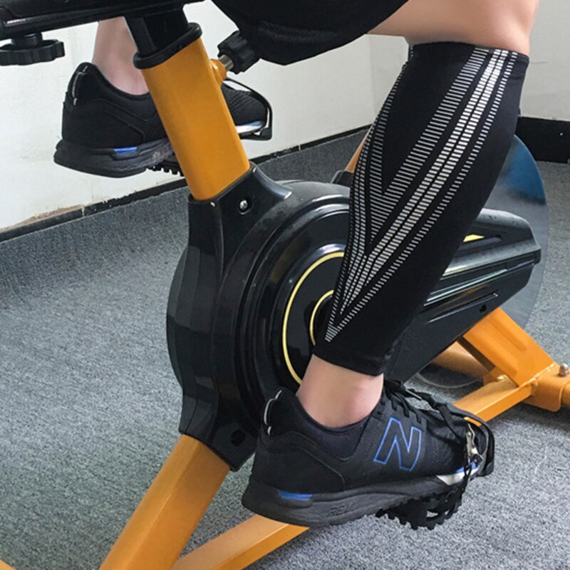 1 paar Antislip Compressie Been Mouwen Basketbal Voetbal Kalf Ondersteuning Running Shin Guard Fietsen Beenwarmers Zon UV Protector