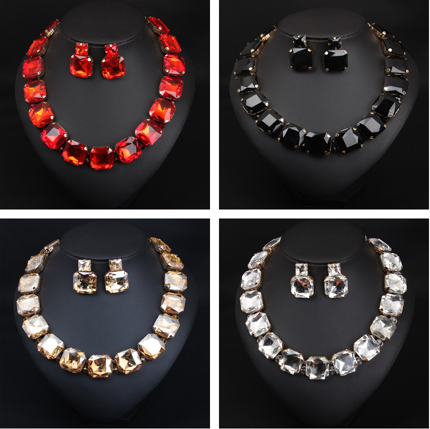 Bohemian Geometrische Red Crystal Bridal Wedding Sieraden Sets Voor Vrouwen Statement Rhinestone Goud Kleur Sleutelbeen Luxe Sieraden