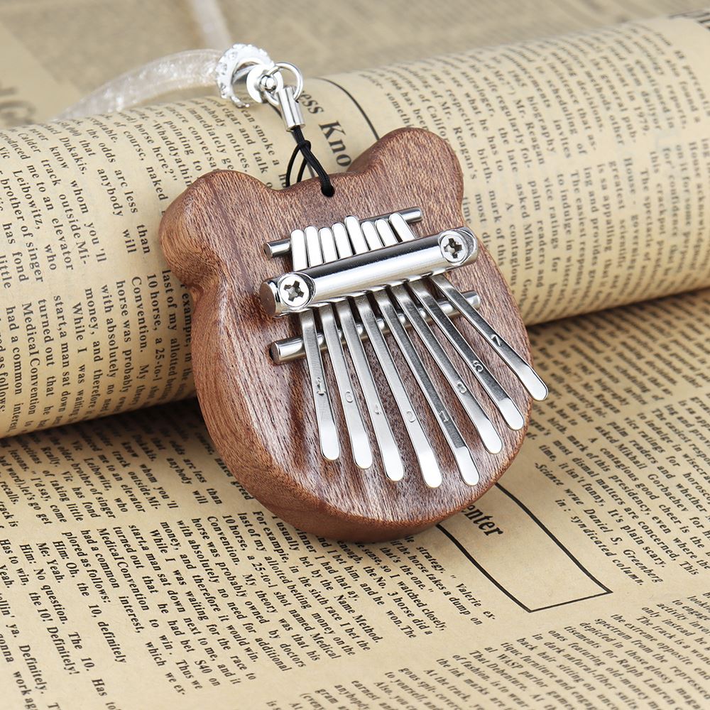 Marimba Piano Portable Bear Shape Wooden Finger Mini Finger Thumb Piano Music Small Kalimba 8 Key Good Accessories Pendant