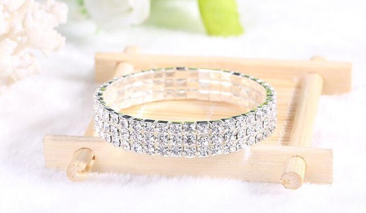 Witte Hond Kraag Mooie Huisdieren Leuke Mini Hond Bling Strass Chocker Halsbanden Fancy Chihuahua Hond Ketting @ 40