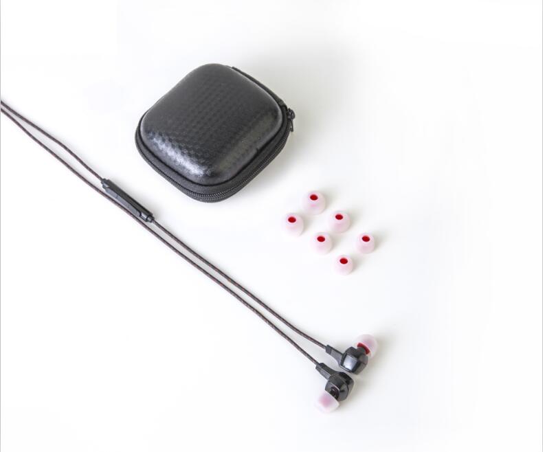 FIIO F1 dynamique dans l'oreille moniteurs écouteurs haute performance potentiel écouteur avec microphone en ligne et télécommande 3.5mm jack 120cm